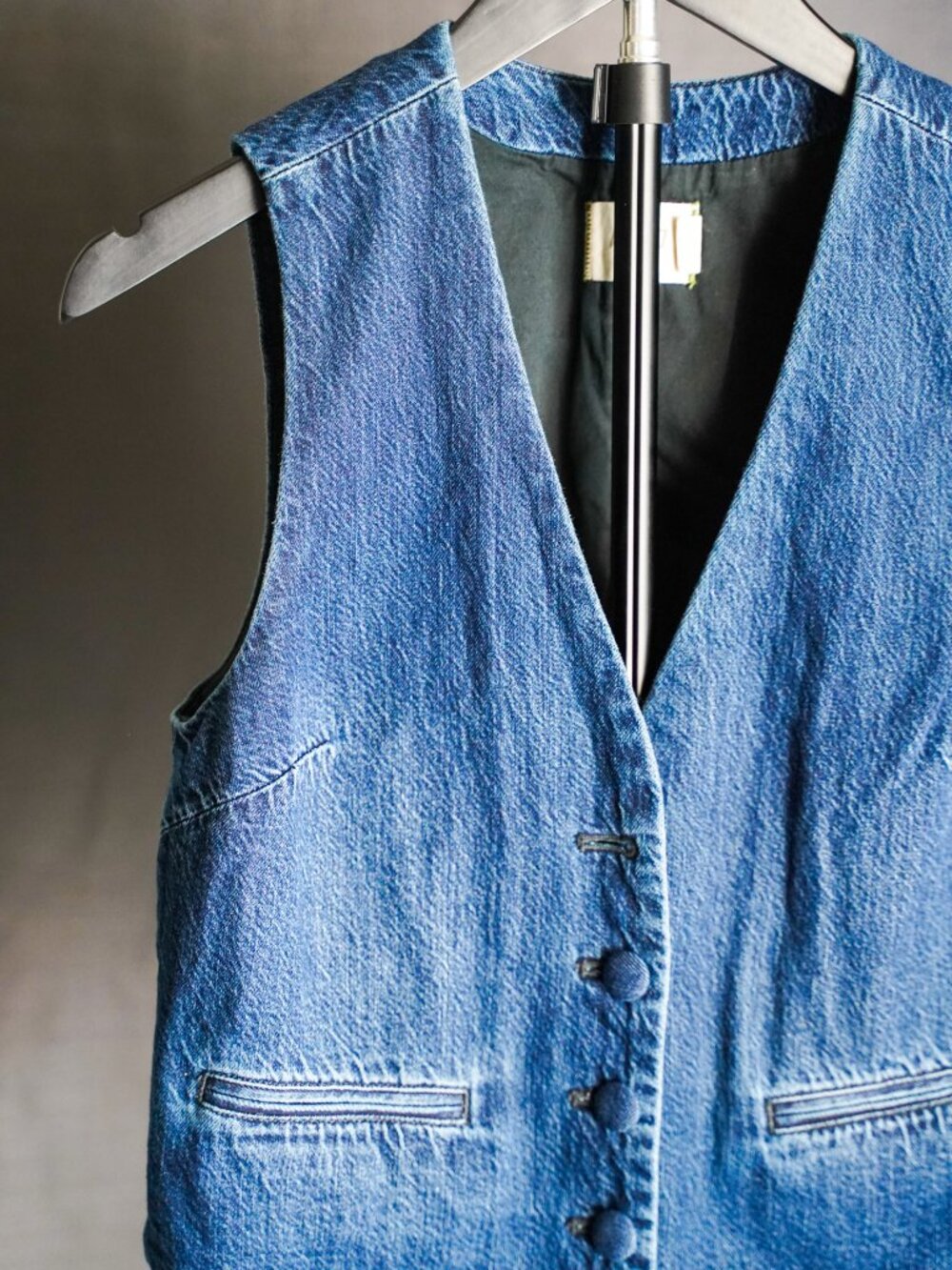 American Eagle AE77 Women's Denim Vest Size XS - Picture 2 of 9